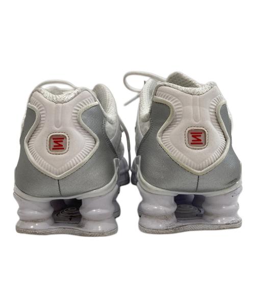 NIKE（ナイキ）NIKE (ナイキ) W SHOX TL AR3566-100 ナイキ ショックス TL ウィメンズシューズ ホワイト サイズ:25の古着・服飾アイテム