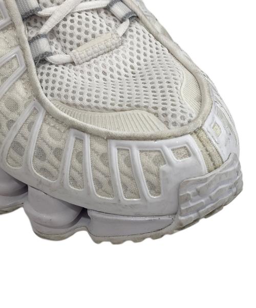 NIKE（ナイキ）NIKE (ナイキ) W SHOX TL AR3566-100 ナイキ ショックス TL ウィメンズシューズ ホワイト サイズ:25の古着・服飾アイテム