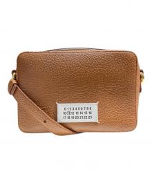 Maison Margiela（メゾンマルジェラ）の古着「ミディアム カメラバッグ SB1WG0010 P4348」｜ブラウン