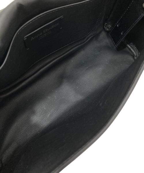 Acne studios（アクネ ストゥディオズ）Acne studios (アクネ ストゥディオズ) マルチポケット ショルダーバッグ ブラックの古着・服飾アイテム