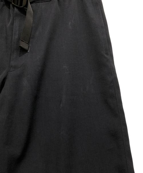 ISSEY MIYAKE MEN（イッセイミヤケメン）ISSEY MIYAKE MEN (イッセイミヤケメン) パッカブルベルテッドパンツ ネイビー サイズ:2の古着・服飾アイテム