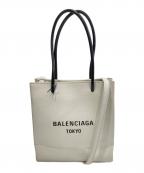BALENCIAGAバレンシアガ）の古着「ショッピングトート　597858」｜ホワイト