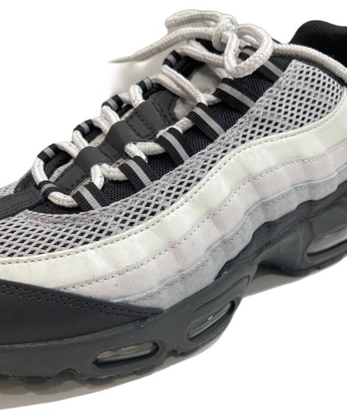 NIKE（ナイキ）NIKE (ナイキ) W AIR MAX 95 LX LT SMOKE GREY/BLACK　エアマックス スモーク グレーブラック　DV5581-001 ホワイト×ブラック サイズ:27の古着・服飾アイテム