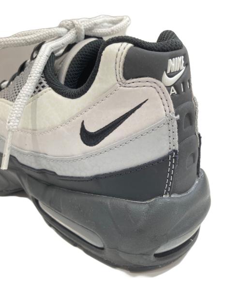 NIKE（ナイキ）NIKE (ナイキ) W AIR MAX 95 LX LT SMOKE GREY/BLACK　エアマックス スモーク グレーブラック　DV5581-001 ホワイト×ブラック サイズ:27の古着・服飾アイテム