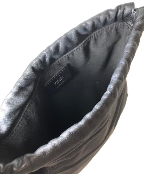 FENDI（フェンディ）FENDI (フェンディ) スリムクラッチ スモール ショルダーバッグの古着・服飾アイテム
