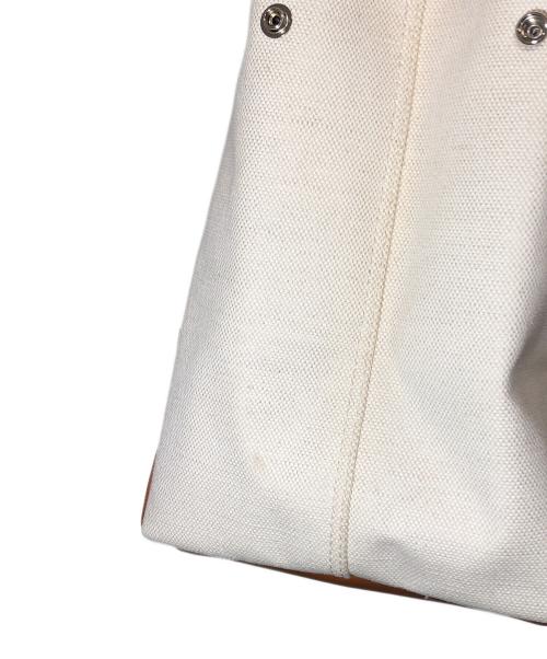 BALENCIAGA（バレンシアガ）BALENCIAGA (バレンシアガ) ネイビーカバスS ベージュの古着・服飾アイテム