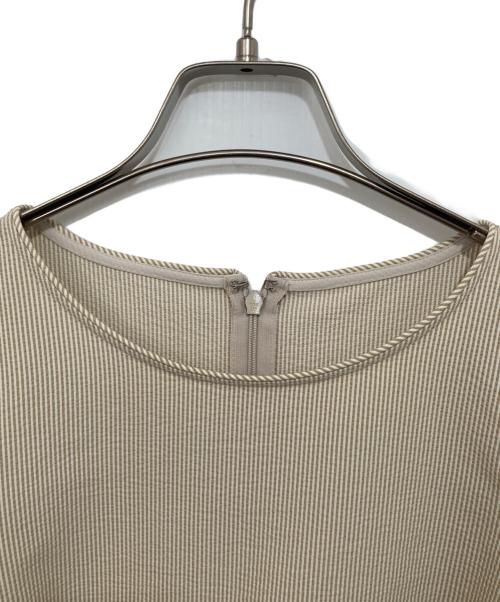 ANAYI（アナイ）ANAYI (アナイ) サッカーストレッチ ペプラムブラウス ベージュ サイズ:３６の古着・服飾アイテム