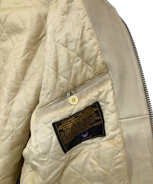 AVIREX（アヴィレックス）AVIREX (アヴィレックス) Leather Varsity Jacket　American Classics　レザーバーシティージャケット ベージュ サイズ:Sの古着・服飾アイテム