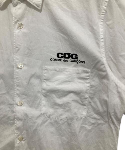 CDG（シーディージー）CDG (シーディージー) CDG CLASSIC SHIRT WITH SHORT SLEEVES　シーディージー クラシックシャツ ウィズショートスリーブ　SZ-B016 ホワイト サイズ:Sの古着・服飾アイテム