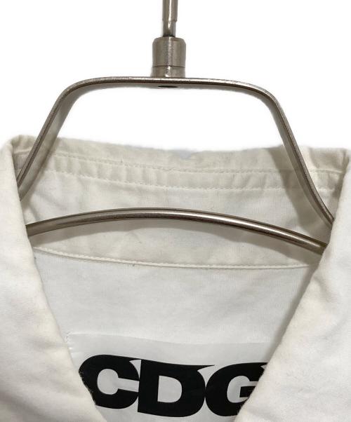 CDG（シーディージー）CDG (シーディージー) CDG CLASSIC SHIRT WITH SHORT SLEEVES　シーディージー クラシックシャツ ウィズショートスリーブ　SZ-B016 ホワイト サイズ:Sの古着・服飾アイテム