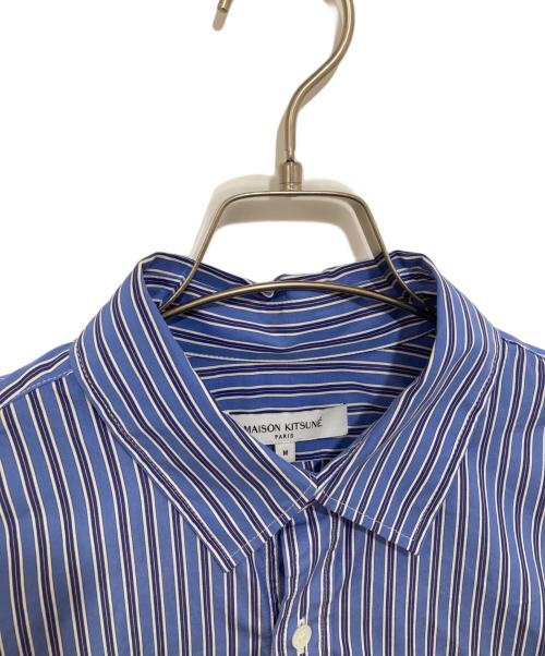 maison kitsune（メゾンキツネ）maison kitsune (メゾンキツネ) STRIPED SHIRT　ストライプシャツ　NM00404WC5014 ブルー サイズ:Mの古着・服飾アイテム