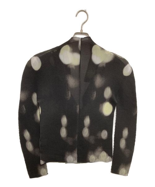 me ISSEY MIYAKE（ミーイッセイ ミヤケ）me ISSEY MIYAKE (ミーイッセイ ミヤケ) プリーツジャケット ブラック サイズ:-の古着・服飾アイテム