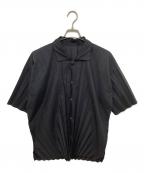 HOMME PLISSE ISSEY MIYAKEオム プリッセ イッセイ ミヤケ）の古着「プリーツ ショートスリーブシャツ　HO128ラスト」｜ブラック