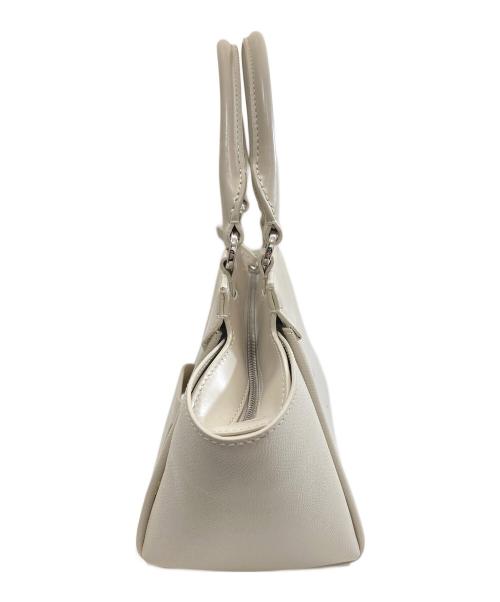 Maison Margiela（メゾンマルジェラ）Maison Margiela (メゾンマルジェラ) SNATCHED TOTE スナッチドトート SB3WD0008 アイボリーの古着・服飾アイテム
