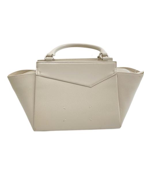 Maison Margiela（メゾンマルジェラ）Maison Margiela (メゾンマルジェラ) SNATCHED TOTE スナッチドトート SB3WD0008 アイボリーの古着・服飾アイテム