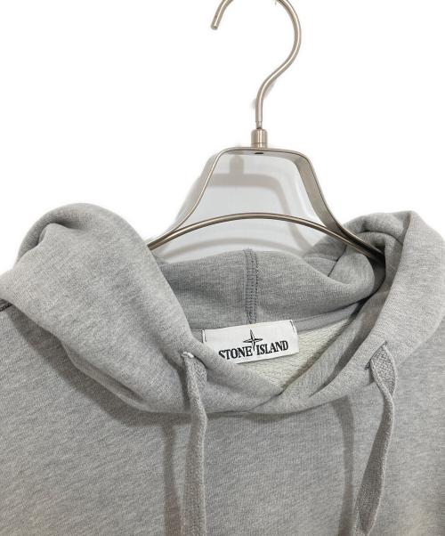 STONE ISLAND（ストーンアイランド）STONE ISLAND (ストーンアイランド) pullover hooded sweatshirt　プルオーバーフーデッドスウェットシャツ グレー サイズ:Sの古着・服飾アイテム