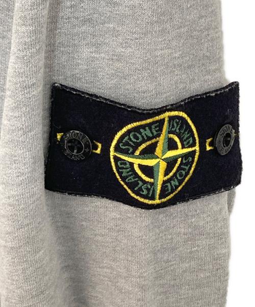 STONE ISLAND（ストーンアイランド）STONE ISLAND (ストーンアイランド) pullover hooded sweatshirt　プルオーバーフーデッドスウェットシャツ グレー サイズ:Sの古着・服飾アイテム