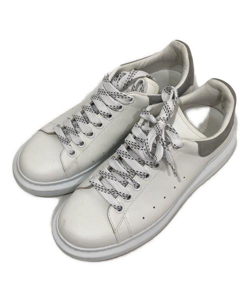 ALEXANDER McQUEEN（アレキサンダーマックイーン）ALEXANDER McQUEEN (アレキサンダーマックイーン) オーバーサイズドスニーカー ホワイト サイズ:41の古着・服飾アイテム