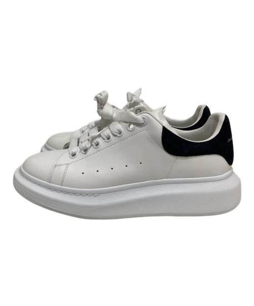 ALEXANDER McQUEEN（アレキサンダーマックイーン）ALEXANDER McQUEEN (アレキサンダーマックイーン) LARRY ラリー ローカットスニーカー ホワイト サイズ:41の古着・服飾アイテム