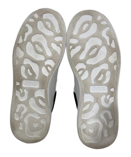 ALEXANDER McQUEEN（アレキサンダーマックイーン）ALEXANDER McQUEEN (アレキサンダーマックイーン) LARRY ラリー ローカットスニーカー ホワイト サイズ:41の古着・服飾アイテム