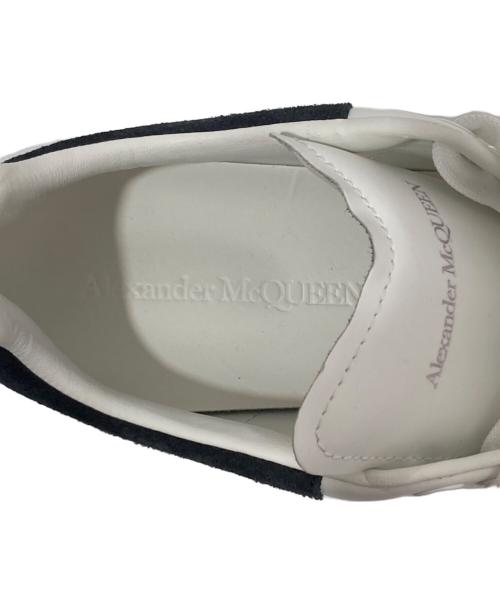 ALEXANDER McQUEEN（アレキサンダーマックイーン）ALEXANDER McQUEEN (アレキサンダーマックイーン) LARRY ラリー ローカットスニーカー ホワイト サイズ:41の古着・服飾アイテム