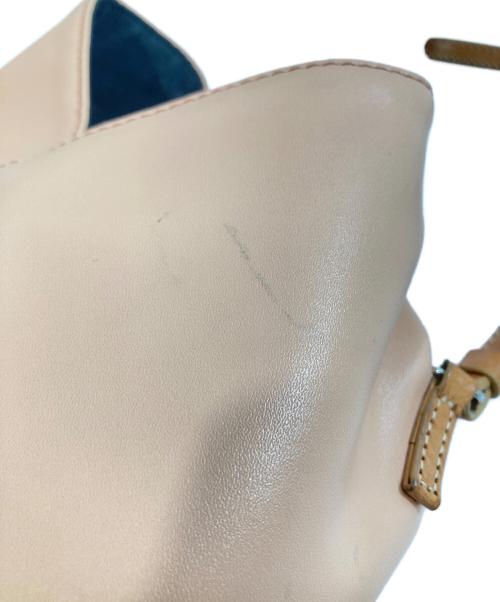 MM6 Maison Margiela（エムエムシックスメゾンマルジェラ）MM6 Maison Margiela (エムエムシックスメゾンマルジェラ) ジャパニーズナノショルダーバッグ　S54WD0106 ベージュの古着・服飾アイテム