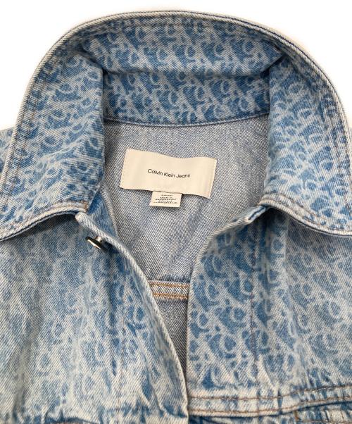 Calvin Klein Jeans（カルバンクラインジーンズ）Calvin Klein Jeans (カルバンクラインジーンズ) モノグラムデニムジャケット インディゴ サイズ:Sの古着・服飾アイテム