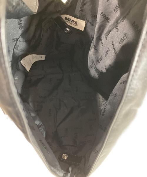 MM6 Maison Margiela（エムエムシックスメゾンマルジェラ）MM6 Maison Margiela (エムエムシックスメゾンマルジェラ) 「ジャパニーズ」バッグ クラシック ミディアム　	S54WD0039 P2260 ブラックの古着・服飾アイテム