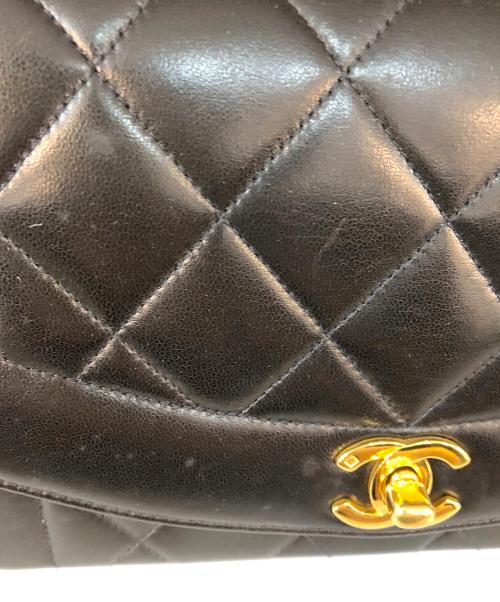 CHANEL（シャネル）CHANEL (シャネル) ダイアナ マトラッセ チェーンショルダーバッグ ブラックの古着・服飾アイテム
