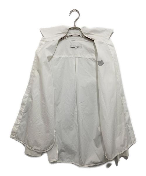 maison kitsune（メゾンキツネ）maison kitsune (メゾンキツネ) ボールド フォックスヘッド エンジニアド シャツ　MW00407WC0026 ホワイト サイズ:36の古着・服飾アイテム