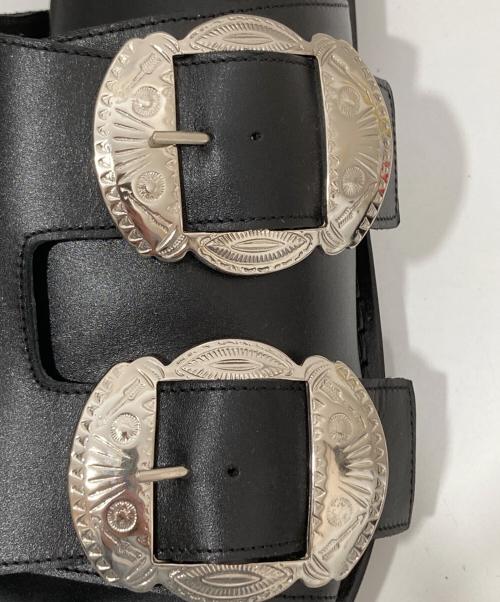 TOGA VIRILIS（トーガ ビリリース）TOGA VIRILIS (トーガ ビリリース) CONCHO BUCKLE SANDALS コンチョバックルサンダル ブラック サイズ:42の古着・服飾アイテム