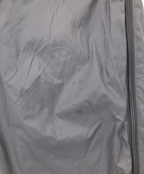 ISSEY MIYAKE MEN（イッセイミヤケメン）ISSEY MIYAKE MEN (イッセイミヤケメン) ISSEY MIYAKE MEN　サイドジップナイロンパンツ　 2000AW archive　ME03FF093 グレー サイズ:1-2の古着・服飾アイテム