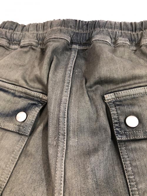 RICK OWENS（リックオウエンス）RICK OWENS (リックオウエンス) BAUHAUS CARGO PANTS デニム バウハウス カーゴパンツ RU02E1377-SDKDEG インディゴ サイズ:48の古着・服飾アイテム