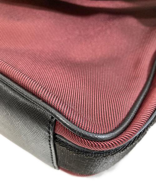 BURBERRY（バーバリー）BURBERRY (バーバリー) ショルダーバッグ　	FP5954 ワインレッドの古着・服飾アイテム