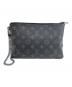 LOUIS VUITTON (ルイ ヴィトン) FRAGMENT DESIGN (フラグメントデザイン) チェーンポーチ　M64449 ブラック：60000円