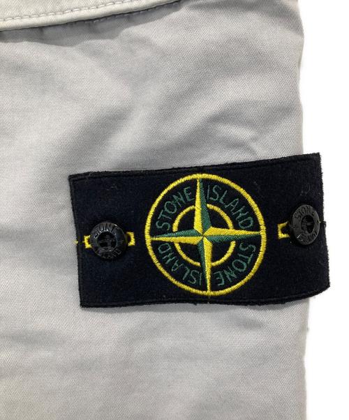 STONE ISLAND（ストーンアイランド）STONE ISLAND (ストーンアイランド) ガーメントダイ ロゴ刺繍パッチ　K1S153100304 S0004ツ ライトグレー サイズ:W32の古着・服飾アイテム
