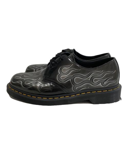 Dr.Martens（ドクターマーチン）Dr.Martens (ドクターマーチン) 1461 INFERNO 3 ホール シューズ ARCADIA 1461 INFERNO SILVER ブラック サイズ:UK9の古着・服飾アイテム