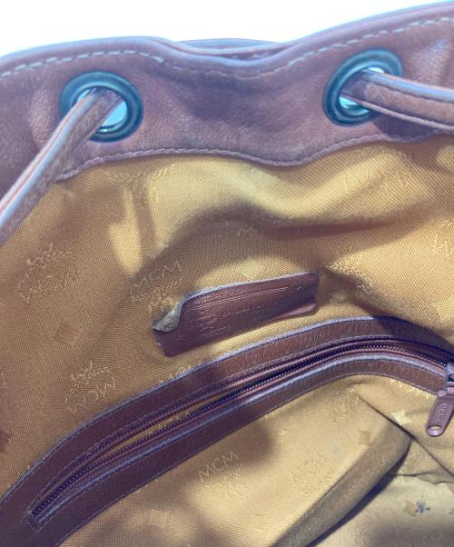 MCM（エムシーエム）MCM (エムシーエム) 巾着バッグ ブラウンの古着・服飾アイテム