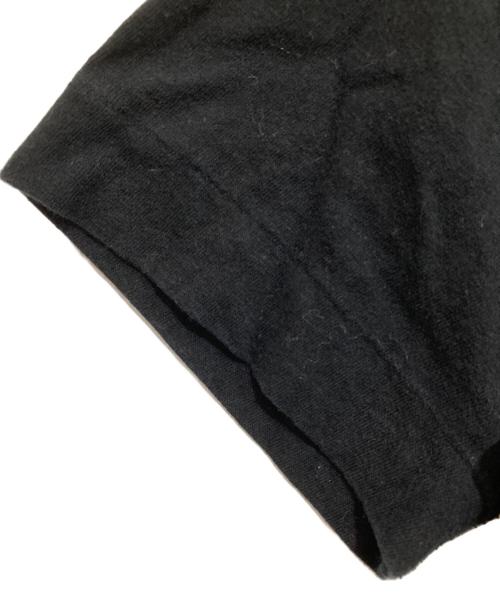 PLAY COMME des GARCONS（プレイコムデギャルソン）PLAY COMME des GARCONS (プレイコムデギャルソン) ゴールド ハートワッペン Tシャツ ブラック サイズ:Mの古着・服飾アイテム