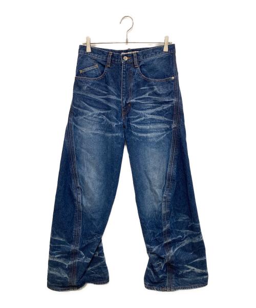 NVRFRGT（ネヴァーフォーゲット）NVRFRGT (ネヴァーフォーゲット) 別注 3D TWISTED WIDE LEG JEANS インディゴ サイズ:１の古着・服飾アイテム