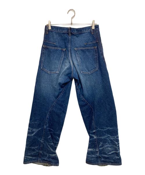 NVRFRGT（ネヴァーフォーゲット）NVRFRGT (ネヴァーフォーゲット) 別注 3D TWISTED WIDE LEG JEANS インディゴ サイズ:１の古着・服飾アイテム