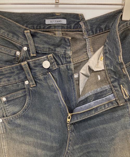 SLY（スライ）SLY (スライ) J/W SWITCHING STRAIGHT PT ジャストウエストソフトスウィッチングストレートパンツ 030JSR11-3511 インディゴ サイズ:1の古着・服飾アイテム