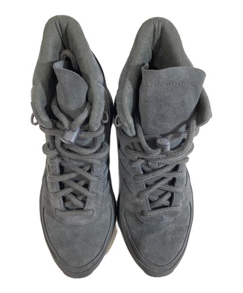 adidas（アディダス）adidas (アディダス) Fear Of God (フィア・オブ・ゴッド) ハイカットスニーカー　IE6208 グレー サイズ:26.5の古着・服飾アイテム