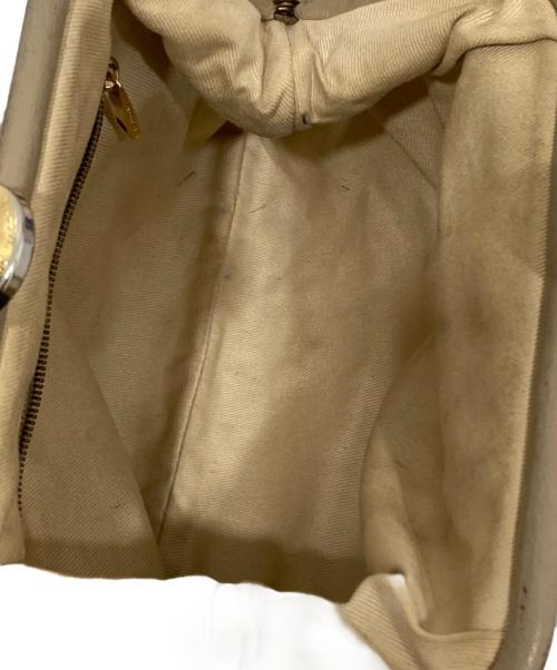 MARC JACOBS（マークジェイコブス）MARC JACOBS (マークジェイコブス) がま口ショルダーバッグ アイボリーの古着・服飾アイテム