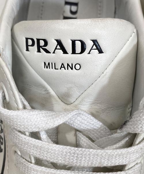 PRADA（プラダ）PRADA (プラダ) ローカットスニーカー 1E868M ホワイト サイズ:37の古着・服飾アイテム