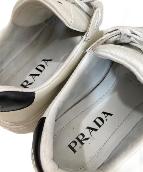 PRADA（プラダ）PRADA (プラダ) ローカットスニーカー 1E868M ホワイト サイズ:37の古着・服飾アイテム