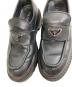 中古・古着 PRADA (プラダ) トライアングルロゴローファー　2DE148 ブラック サイズ:８　１/２：70000円