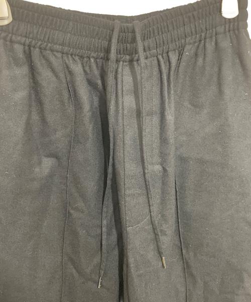 AURALEE（オーラリー）AURALEE (オーラリー) SUPER LIGHT WOOL EASY SLACKS　スーパーライトウールイージースラックス　A23AP04OS ブラックの古着・服飾アイテム