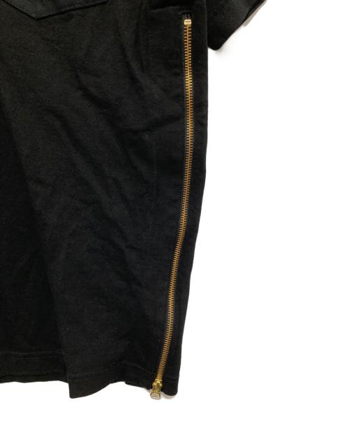 sacai（サカイ）sacai (サカイ) Carhartt WIP (カーハート ワーク イン プログレス) サイドジップ半袖Tシャツ 24-0725S ブラック サイズ:３の古着・服飾アイテム