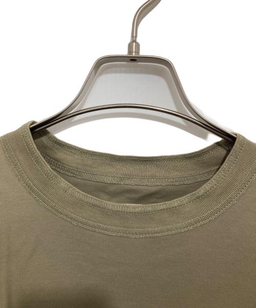 sacai（サカイ）sacai (サカイ) Sロゴ ポケット Tシャツ 23-03029M カーキ サイズ:２の古着・服飾アイテム